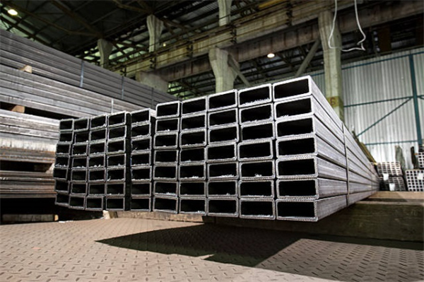 Q355B無縫方矩管規格表